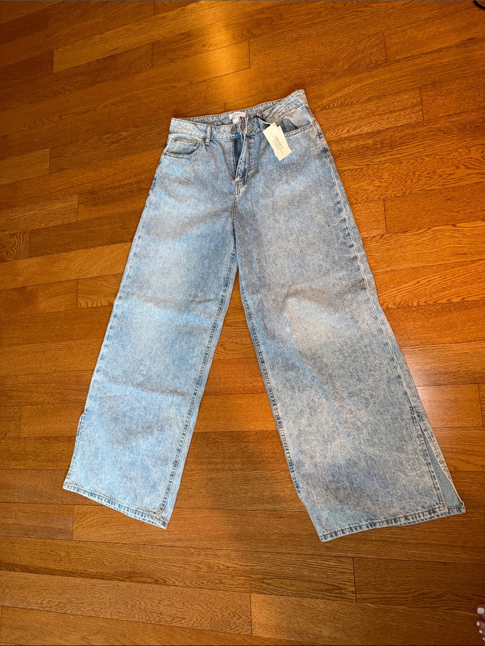 Forever 21 Light Wash Wide Leg Jeans